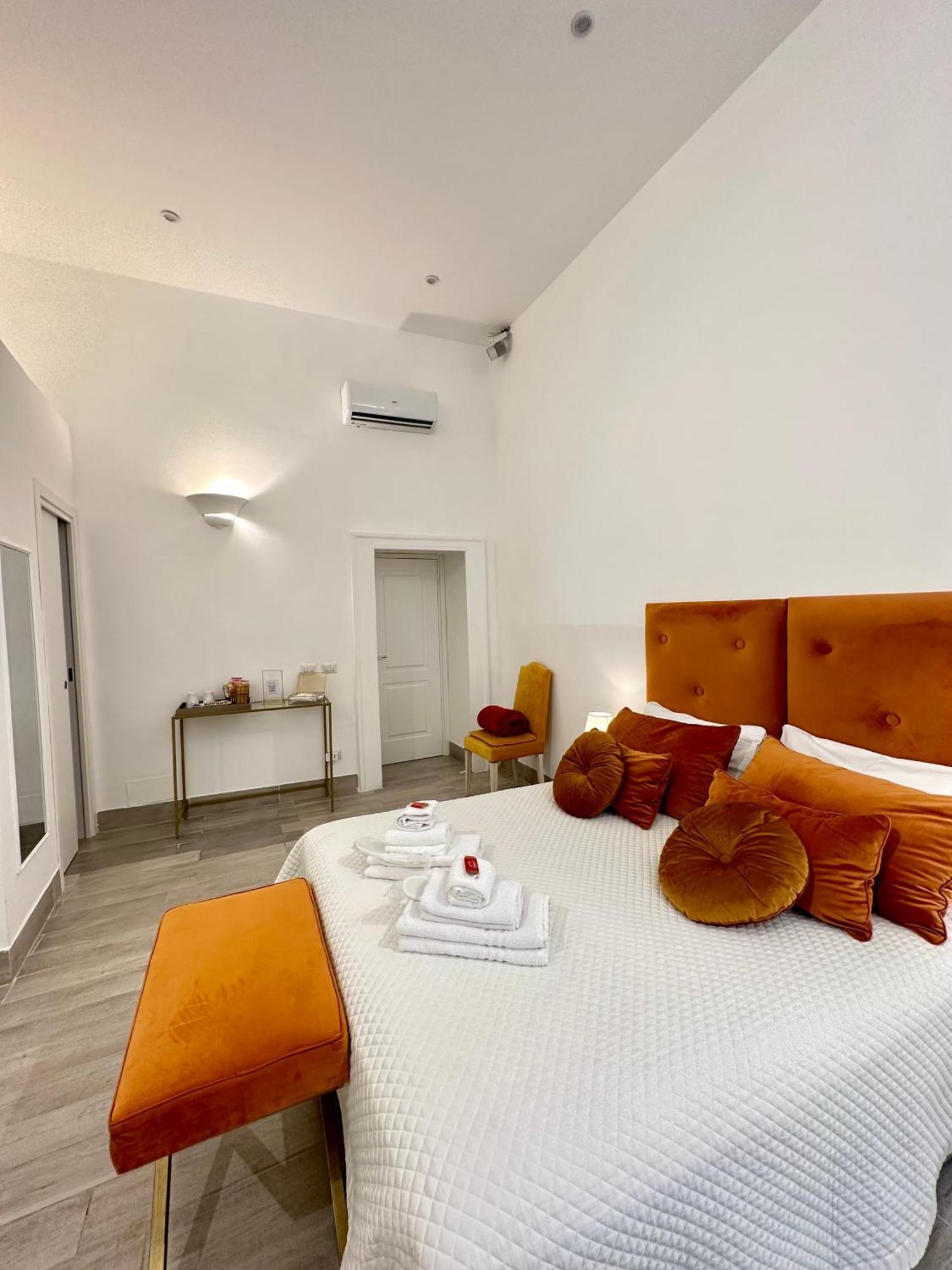 Maison M Napoli Boutique Rooms Exteriér fotografie